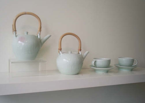 porcelain teapos